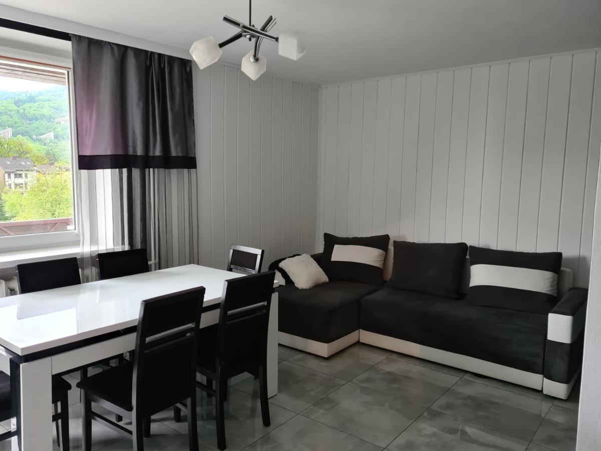 Apartament Osiedle Centrum 5 우스트론 외부 사진